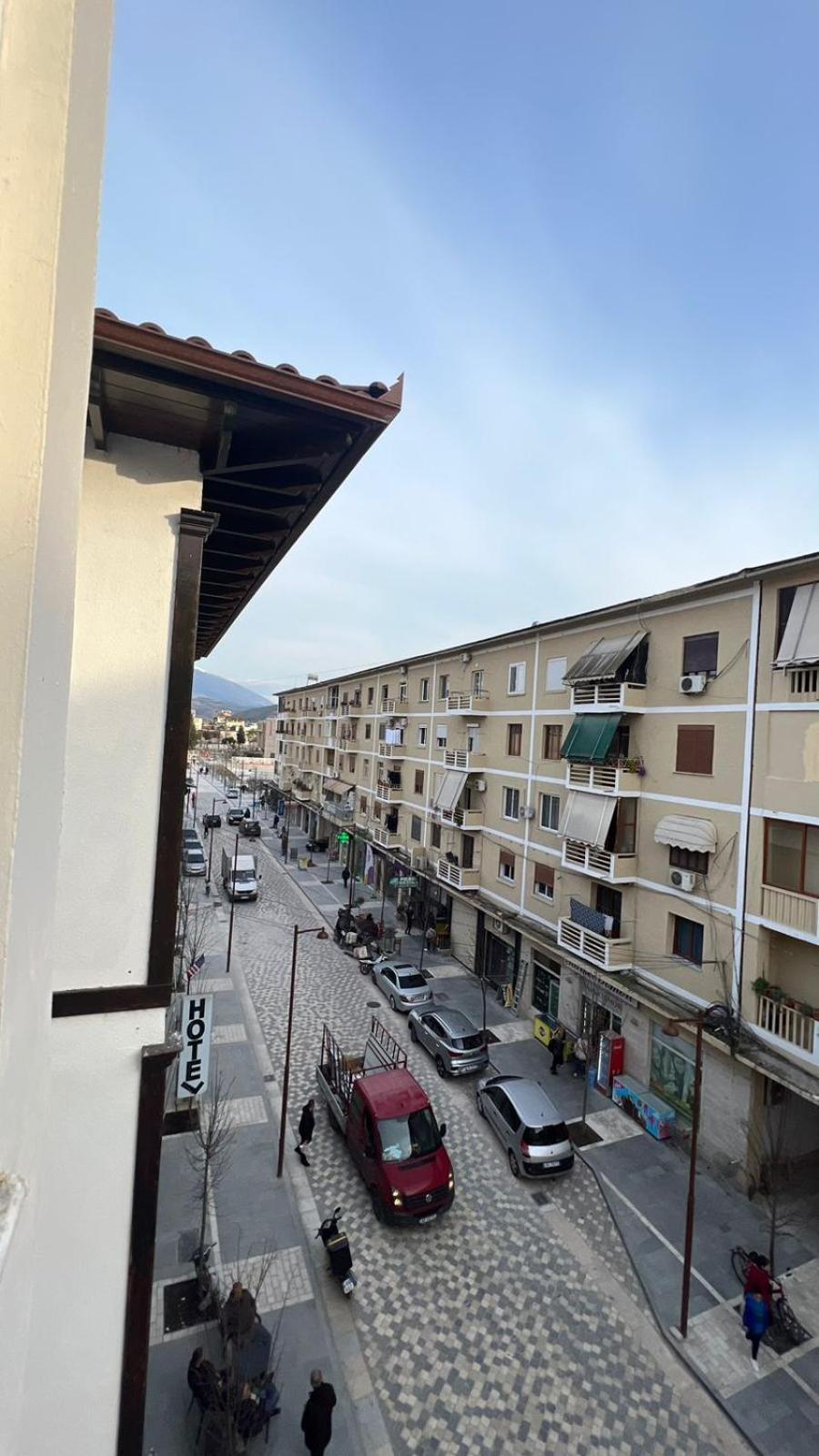 Algen Room'S Berat Exteriér fotografie