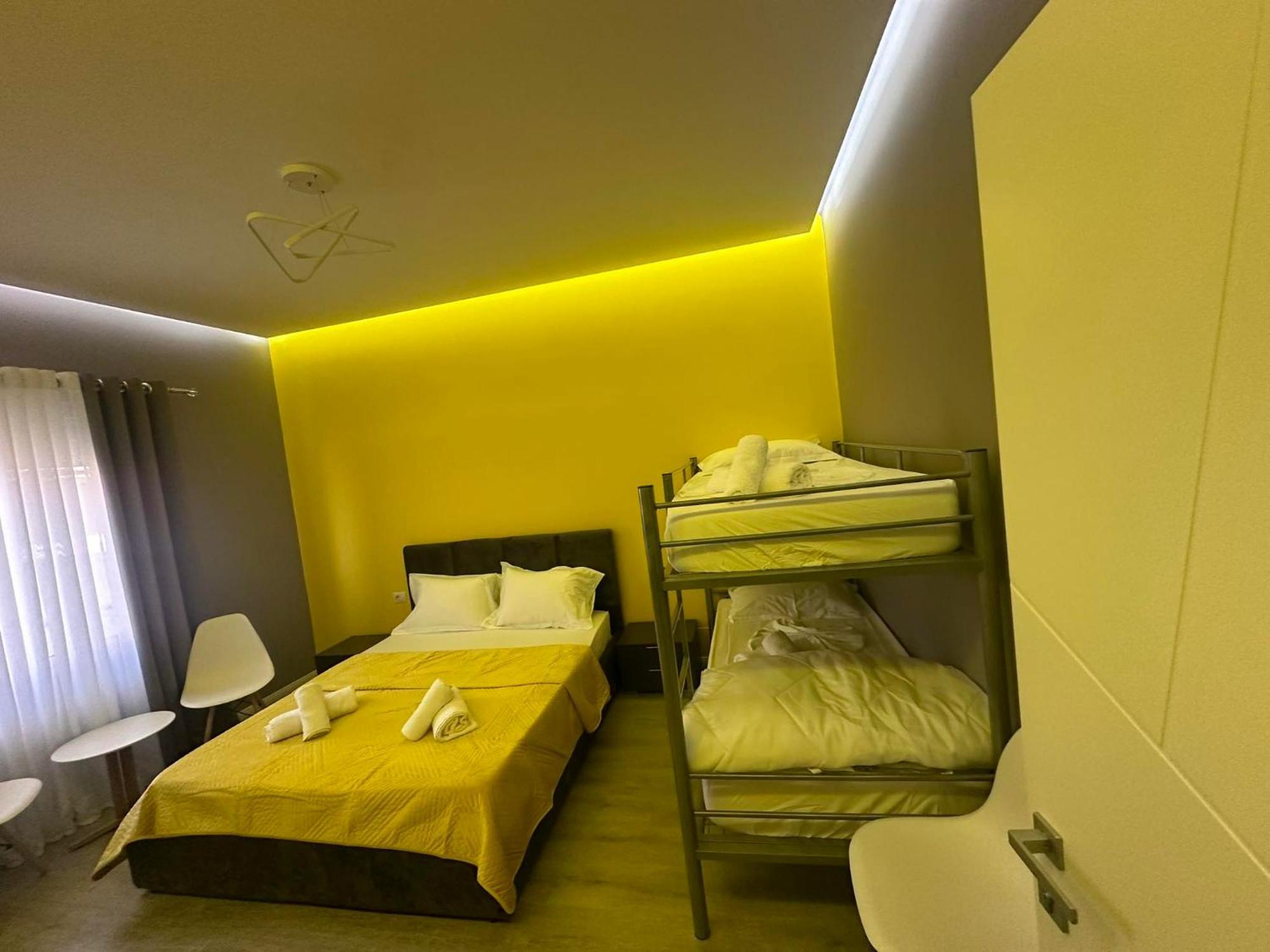 Algen Room'S Berat Exteriér fotografie