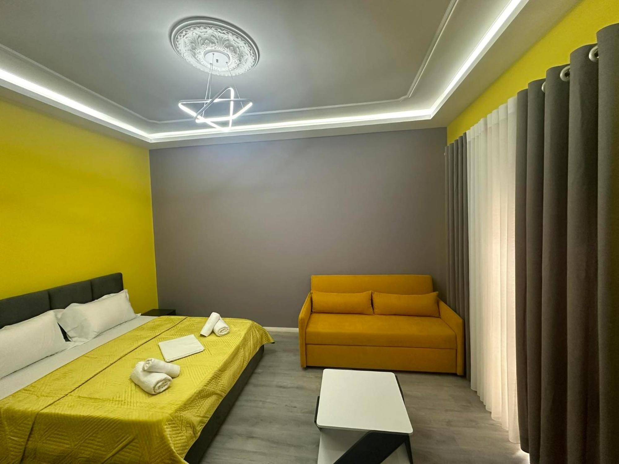 Algen Room'S Berat Exteriér fotografie