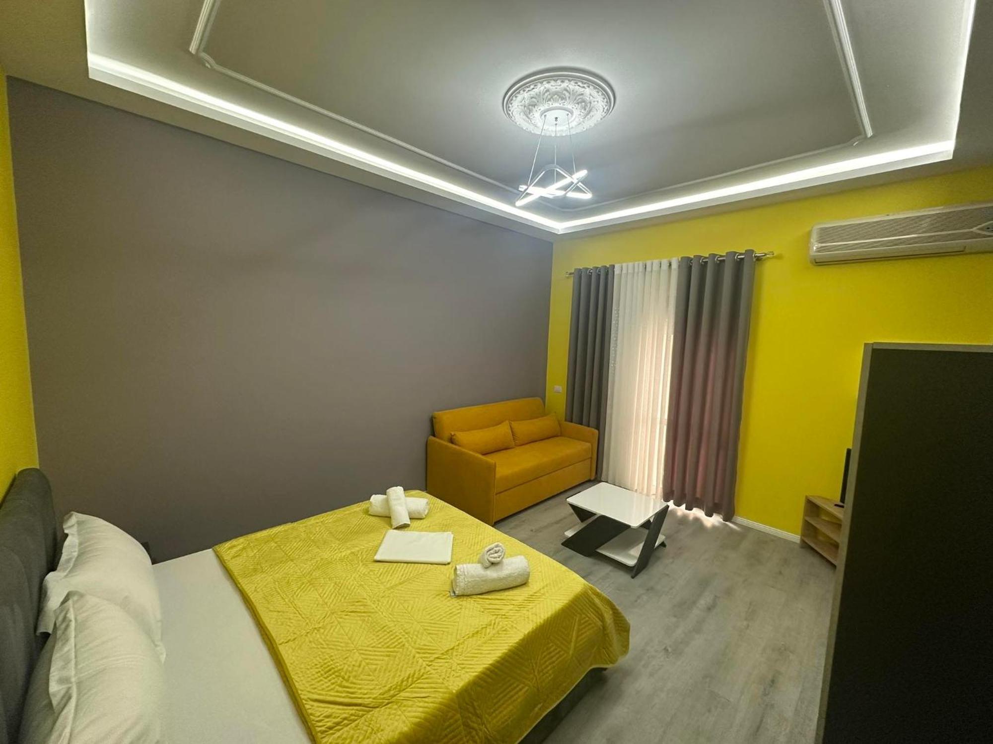 Algen Room'S Berat Exteriér fotografie